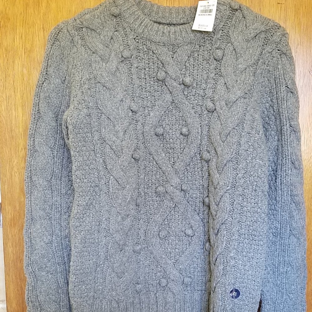Abercrombie Fitch (A&F) Pullover Sweater NWT